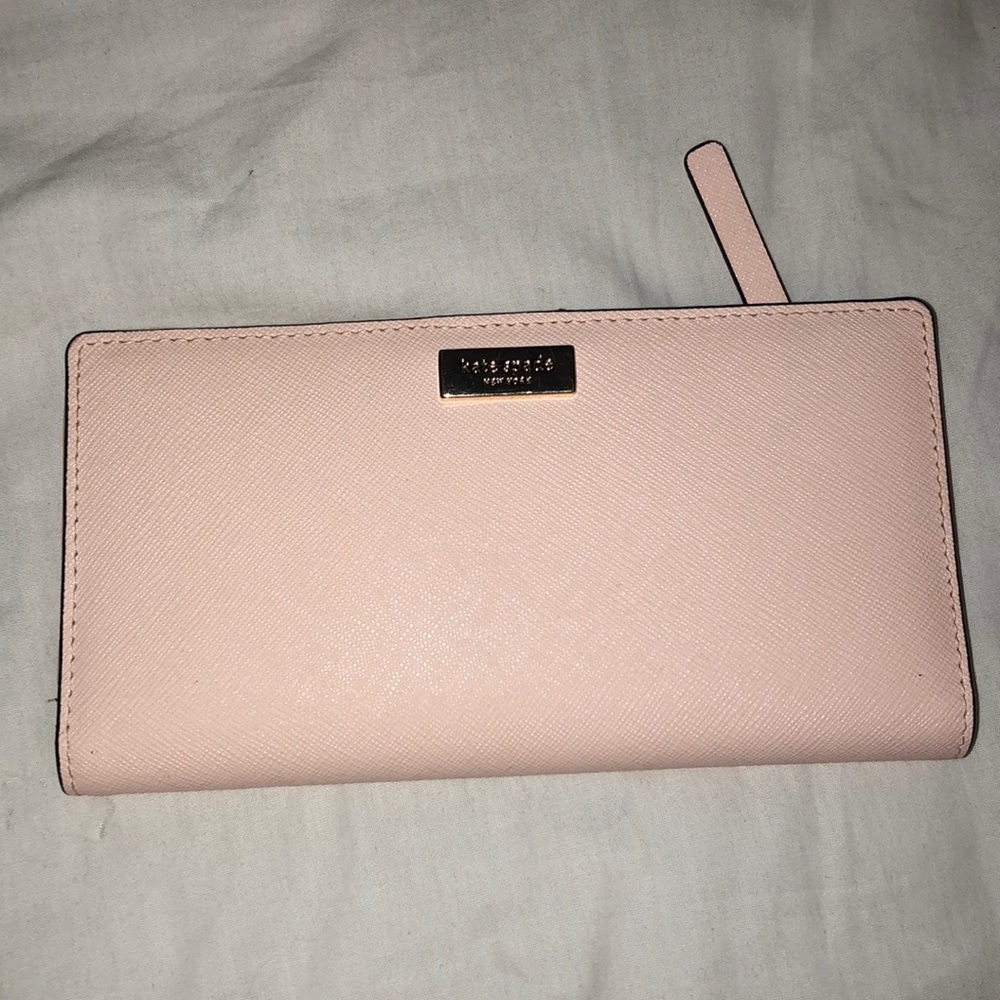 NWOT Kate Spade Snap Close Wallet